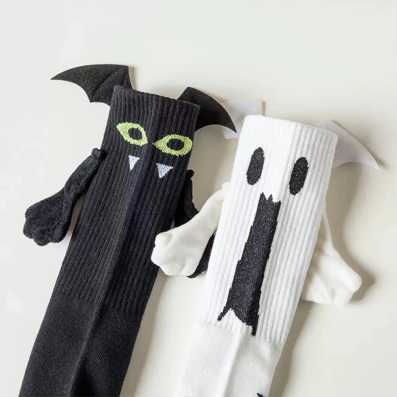 1 Pair Halloween Cartoon Socks Cute Bat Hand Holding Mid-Calf Funny Novelty Socks Spooky Costume Gift for Women Men Party Unisex