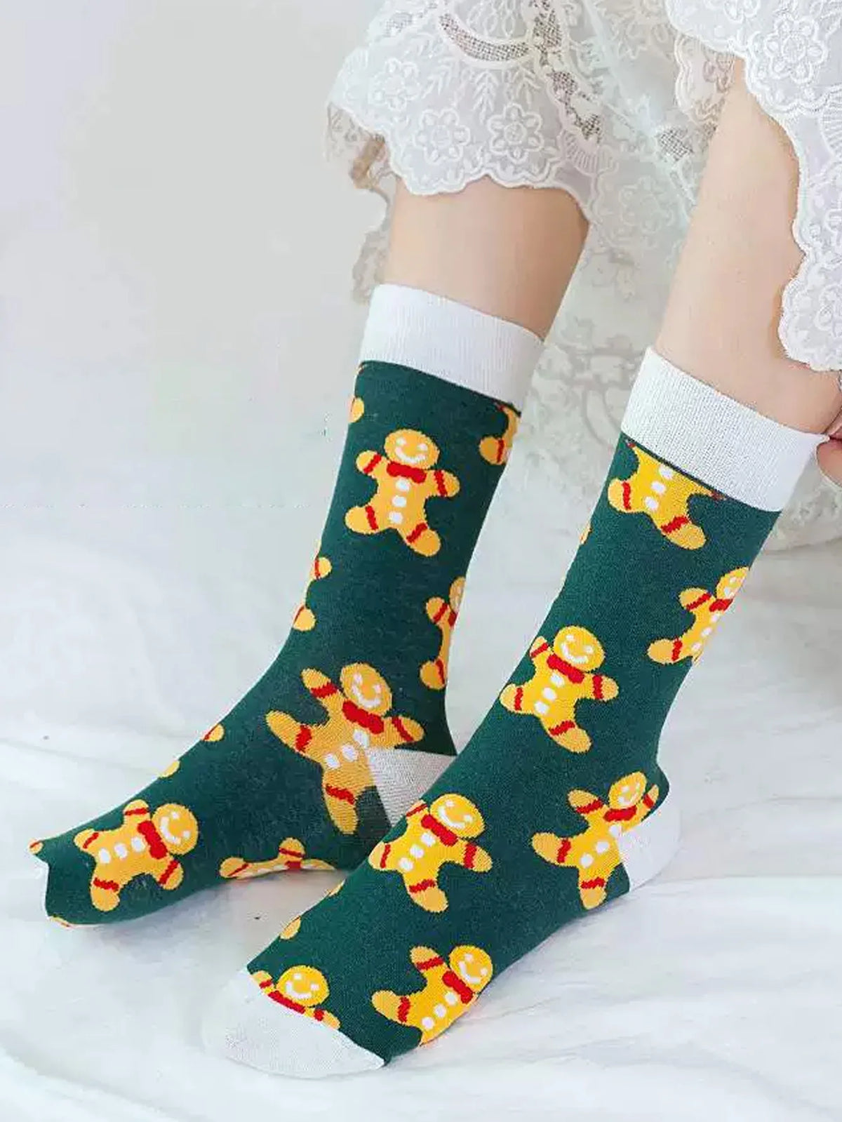 5 Pairs of Christmas Socks for Women, Christmas Gifts, Cartoon Cute Mid-Calf Socks, Autumn and Winter European and American Style Socks, Stylish Christmas Slouch Socks
