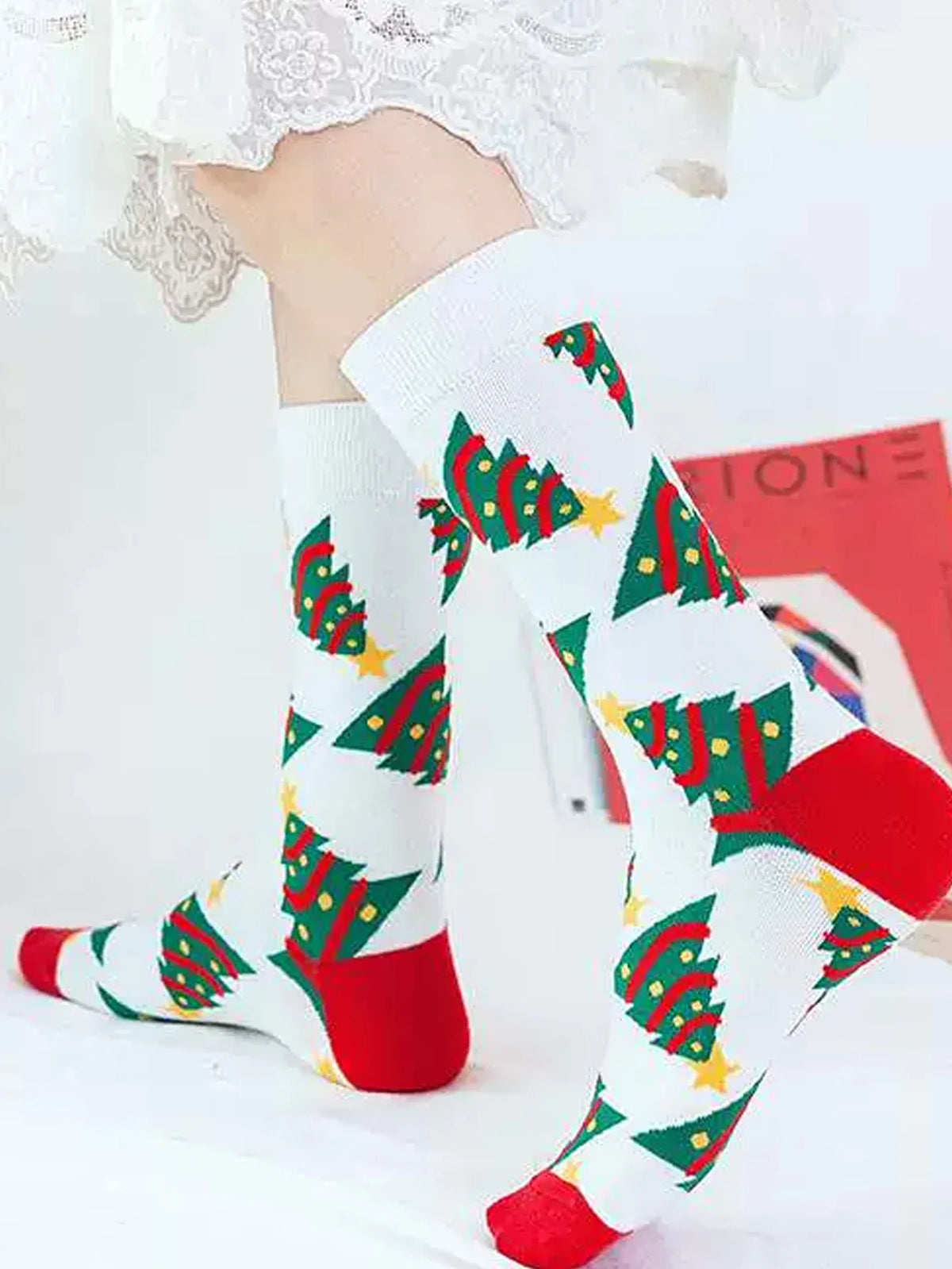 5 Pairs of Christmas Socks for Women, Christmas Gifts, Cartoon Cute Mid-Calf Socks, Autumn and Winter European and American Style Socks, Stylish Christmas Slouch Socks